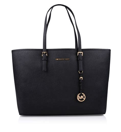 michael kors sac noir vernis|macy's Michael Kors bags.